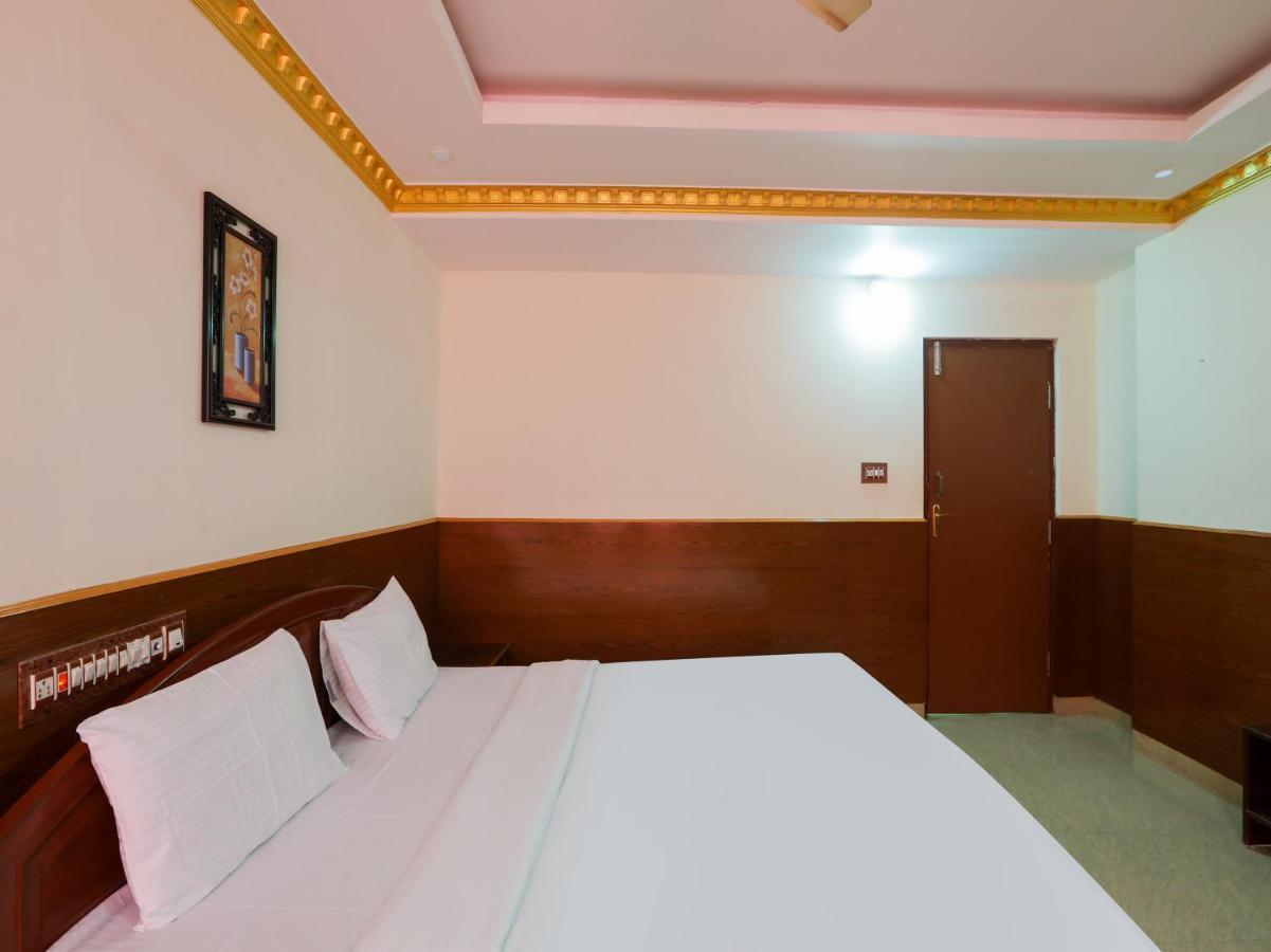 Capital O 84002 Hotel Top In Town President Kushālnagar 외부 사진
