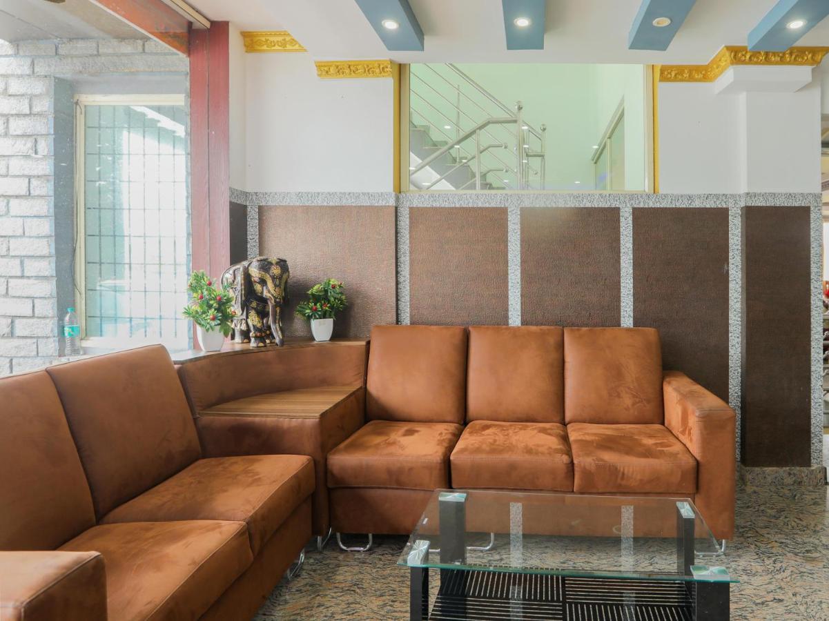 Capital O 84002 Hotel Top In Town President Kushālnagar 외부 사진